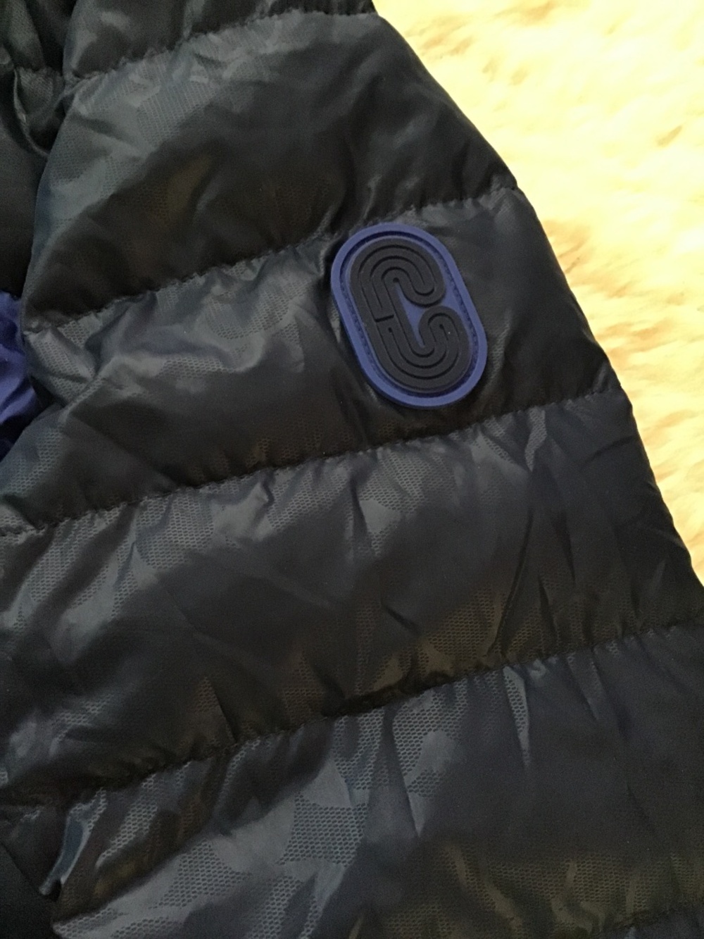 Coach - Picture 2 of 7